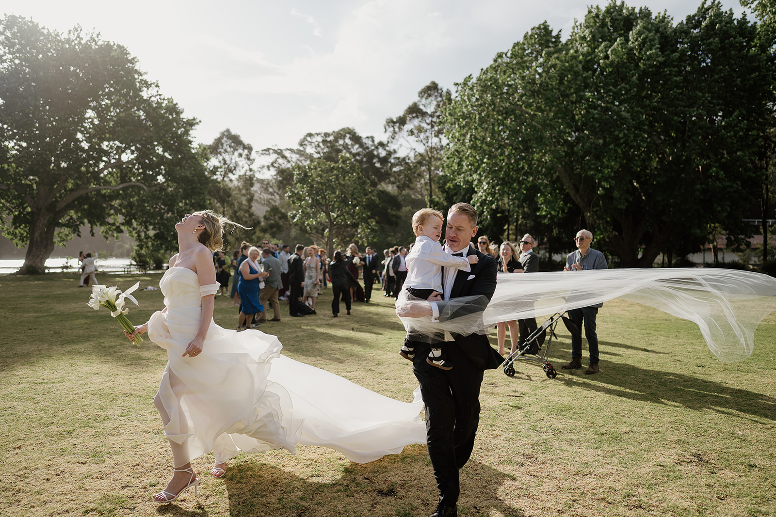 documentary style wedding photos