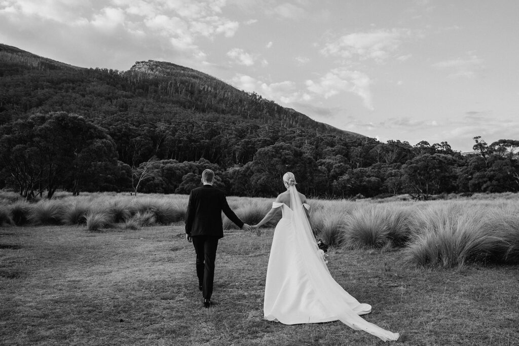 Natural wedding photography at Tinkersfield in the Snowy Mountains NSW